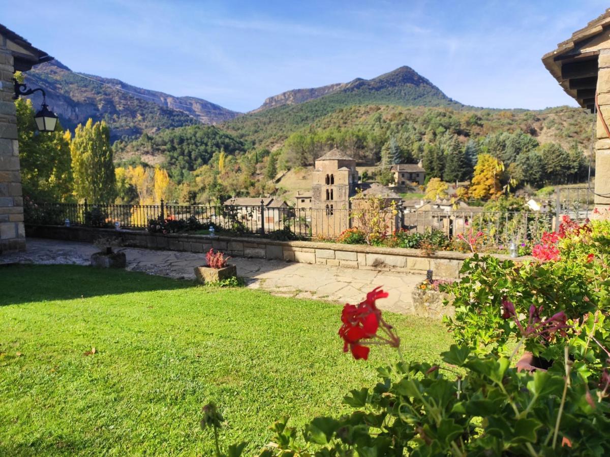 Hotel Rural El Mirador De Los Pirineos Santa Cruz de la Serós Extérieur photo