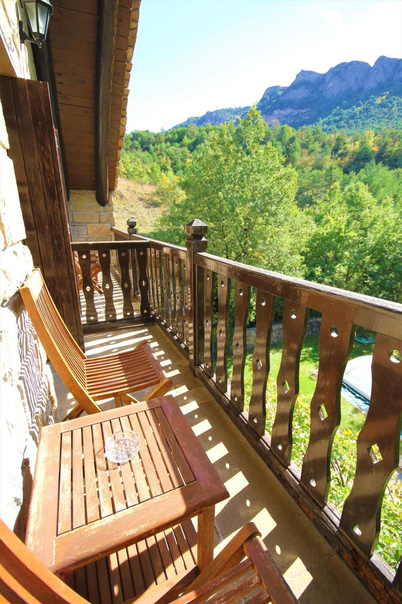 Hotel Rural El Mirador De Los Pirineos Santa Cruz de la Serós Extérieur photo